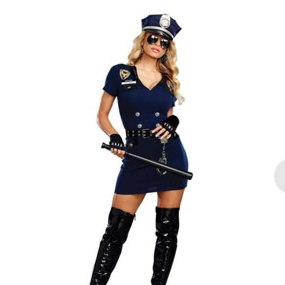 POLICE WOMAN HALLOWEEN COSTUME. In perfect condition, worn only once. - Picture 6 of 6